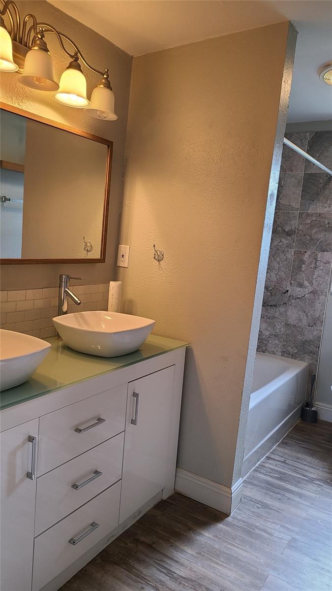 1703 E 29TH AVE — photo 7