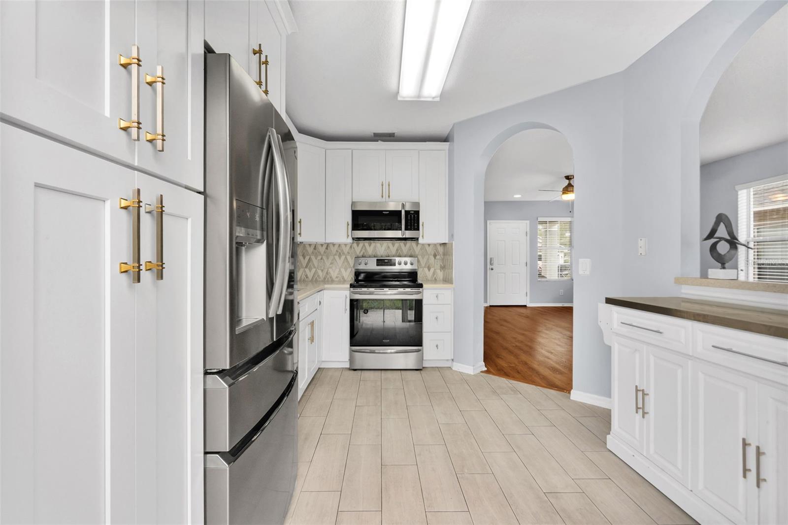 1610 MARSH WOOD DR — photo 13