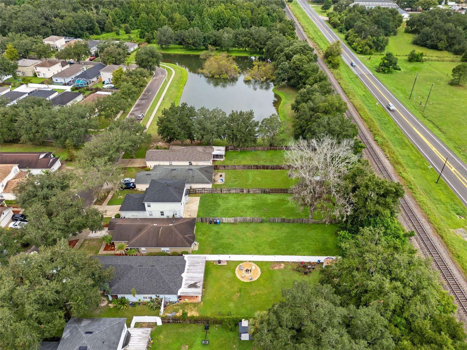 1610 MARSH WOOD DR — photo 34