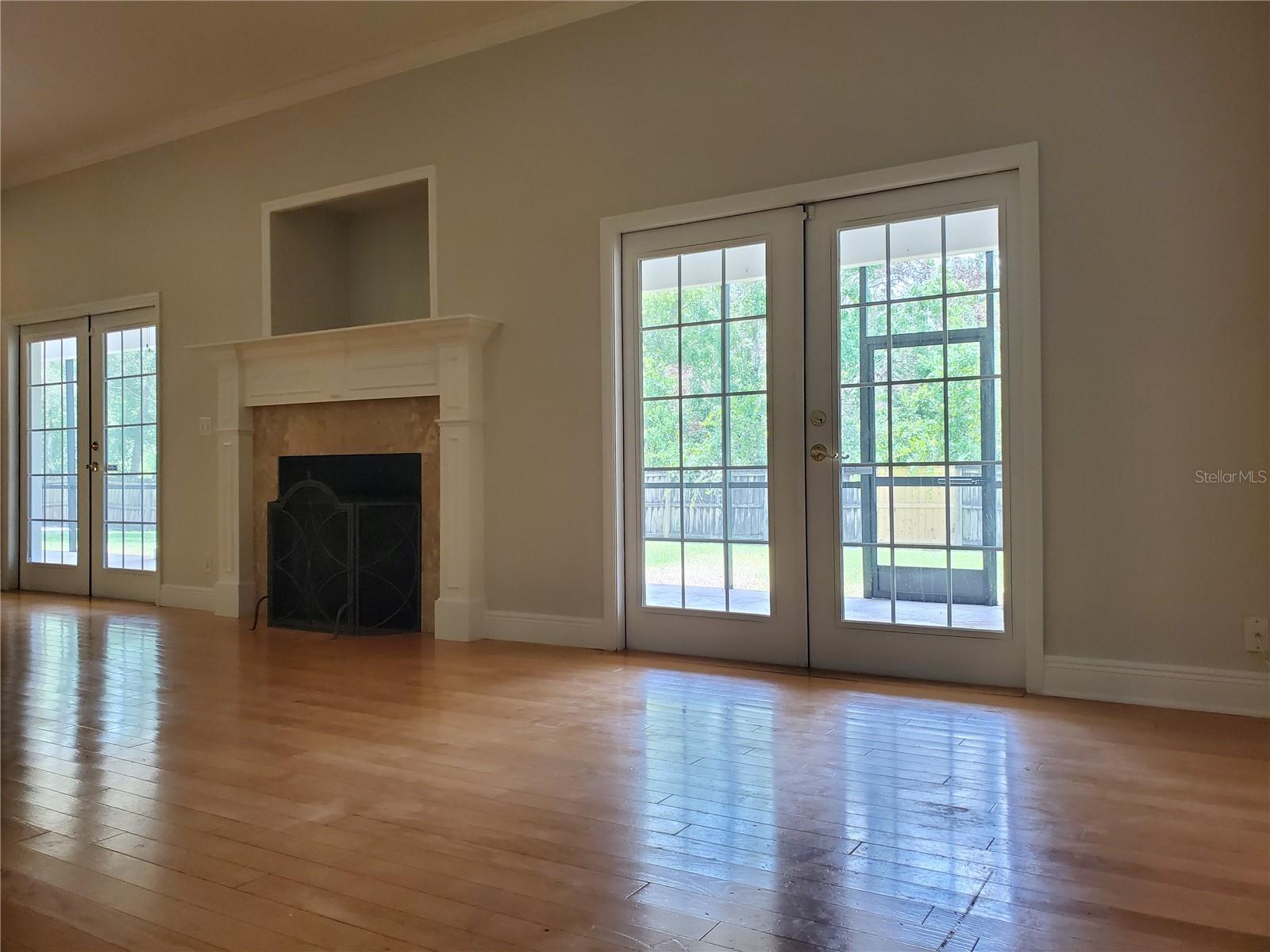 2121 FAIRFIELD AVE — photo 7