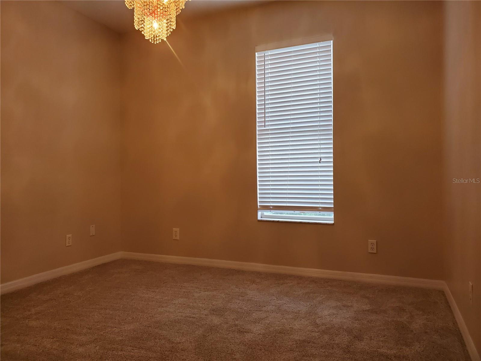 2121 FAIRFIELD AVE — photo 33