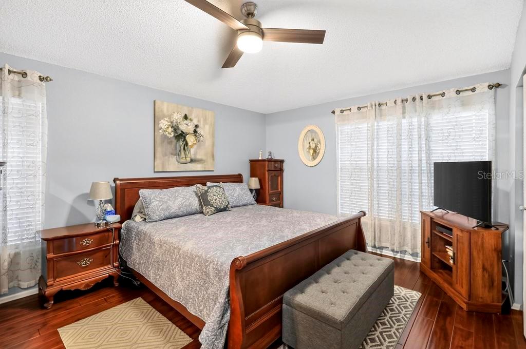 852 FRANKLIN CIR — photo 12