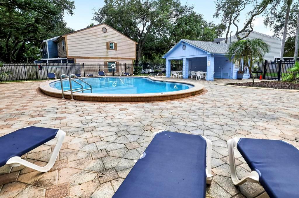 852 FRANKLIN CIR — photo 30
