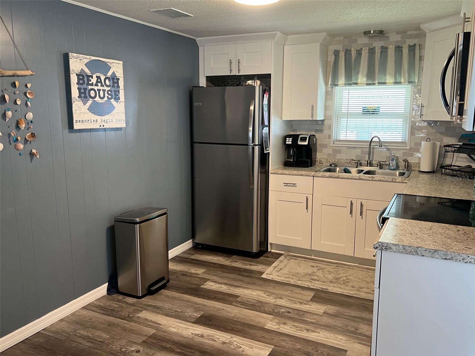 142 FERN PALM ST — photo 12