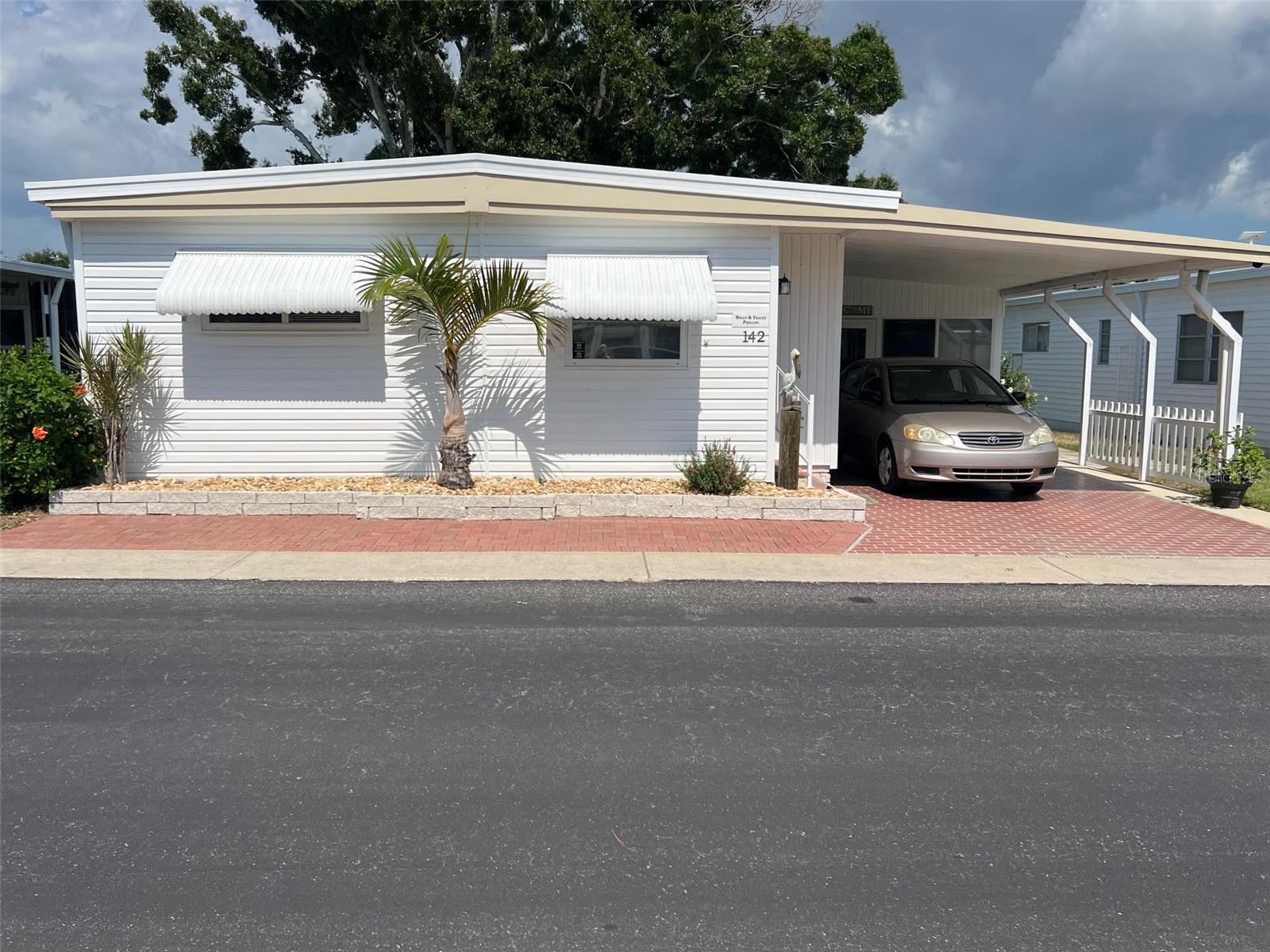 142 FERN PALM ST — photo 2