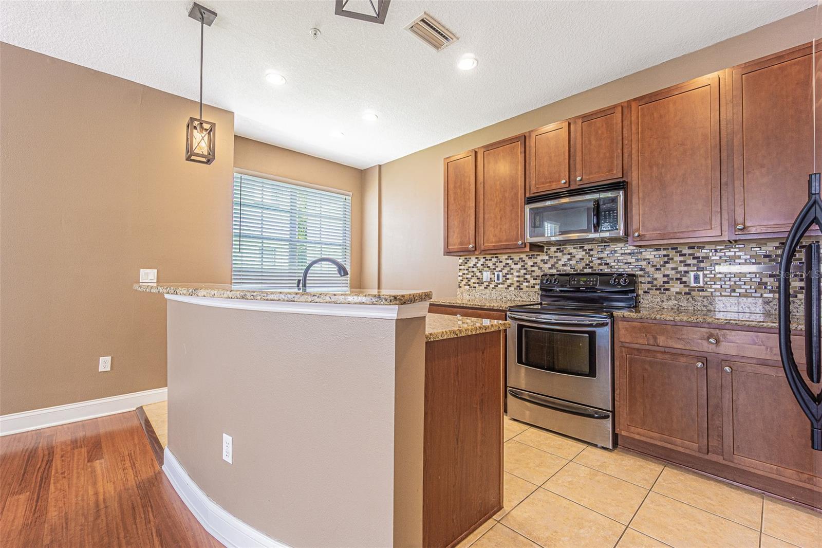4511 LEGACY PARK DR — photo 9