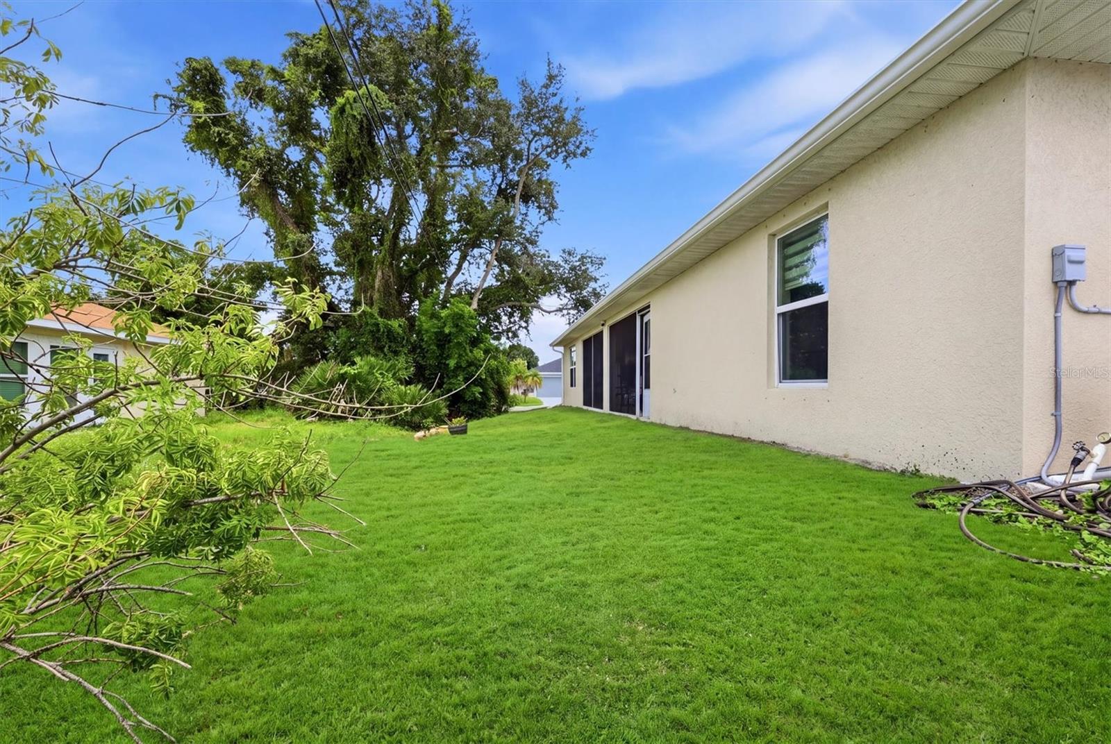 400 MARLIN RD — photo 37