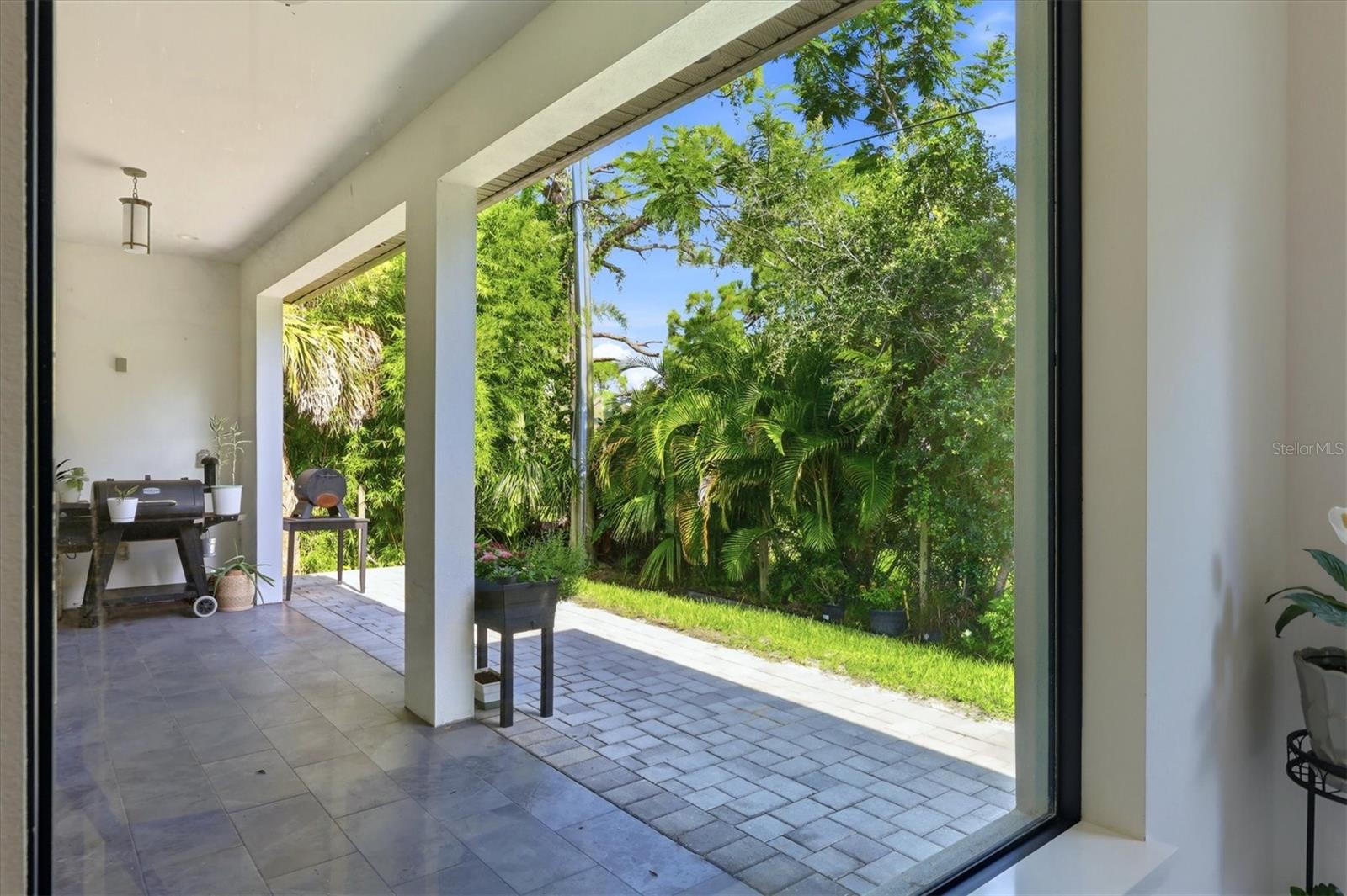 380 COWRY RD — photo 37