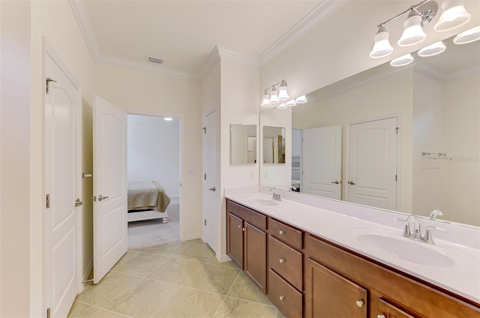 10065 COZY GROVE DR — photo 34