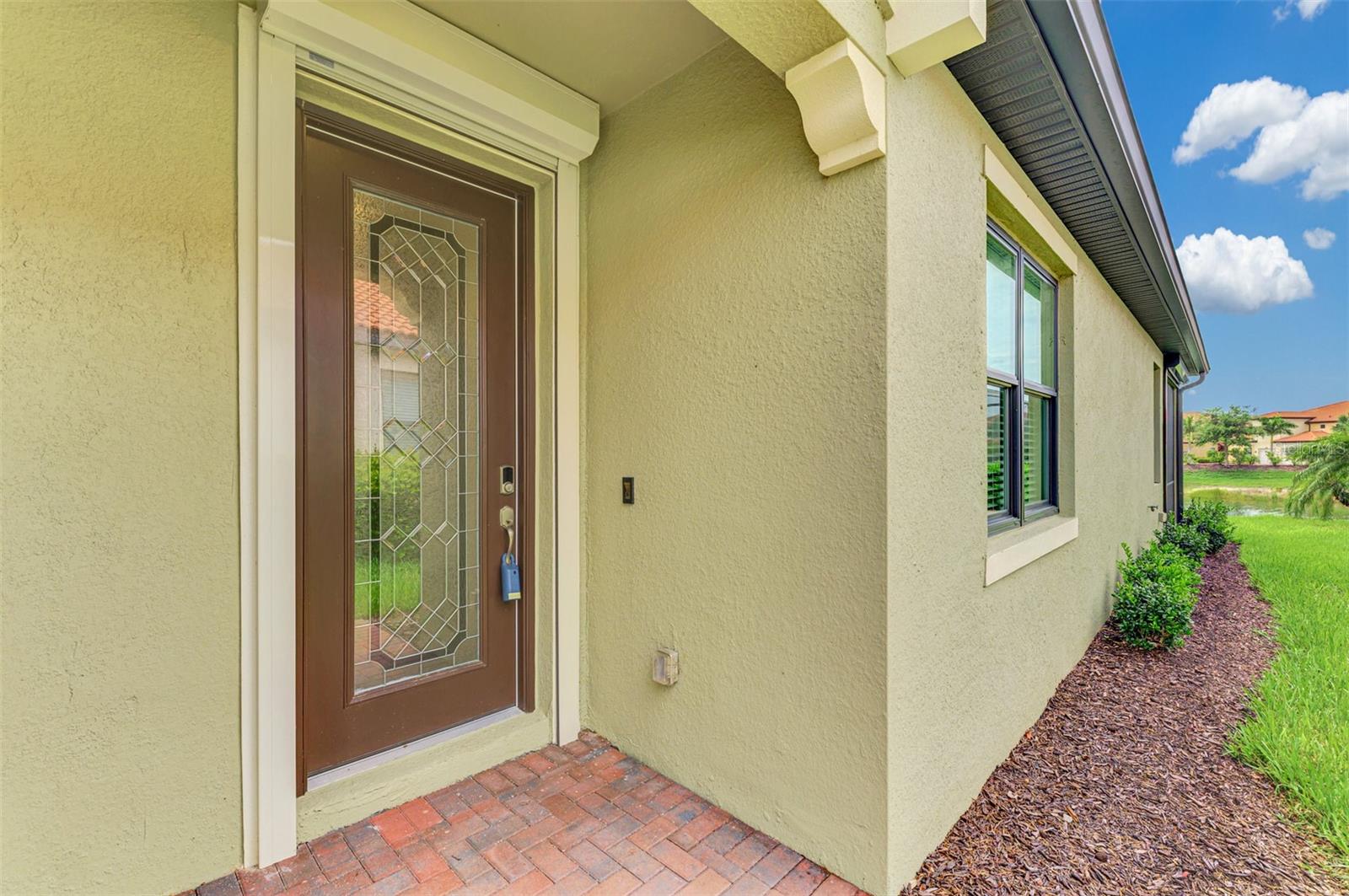 10065 COZY GROVE DR — photo 8
