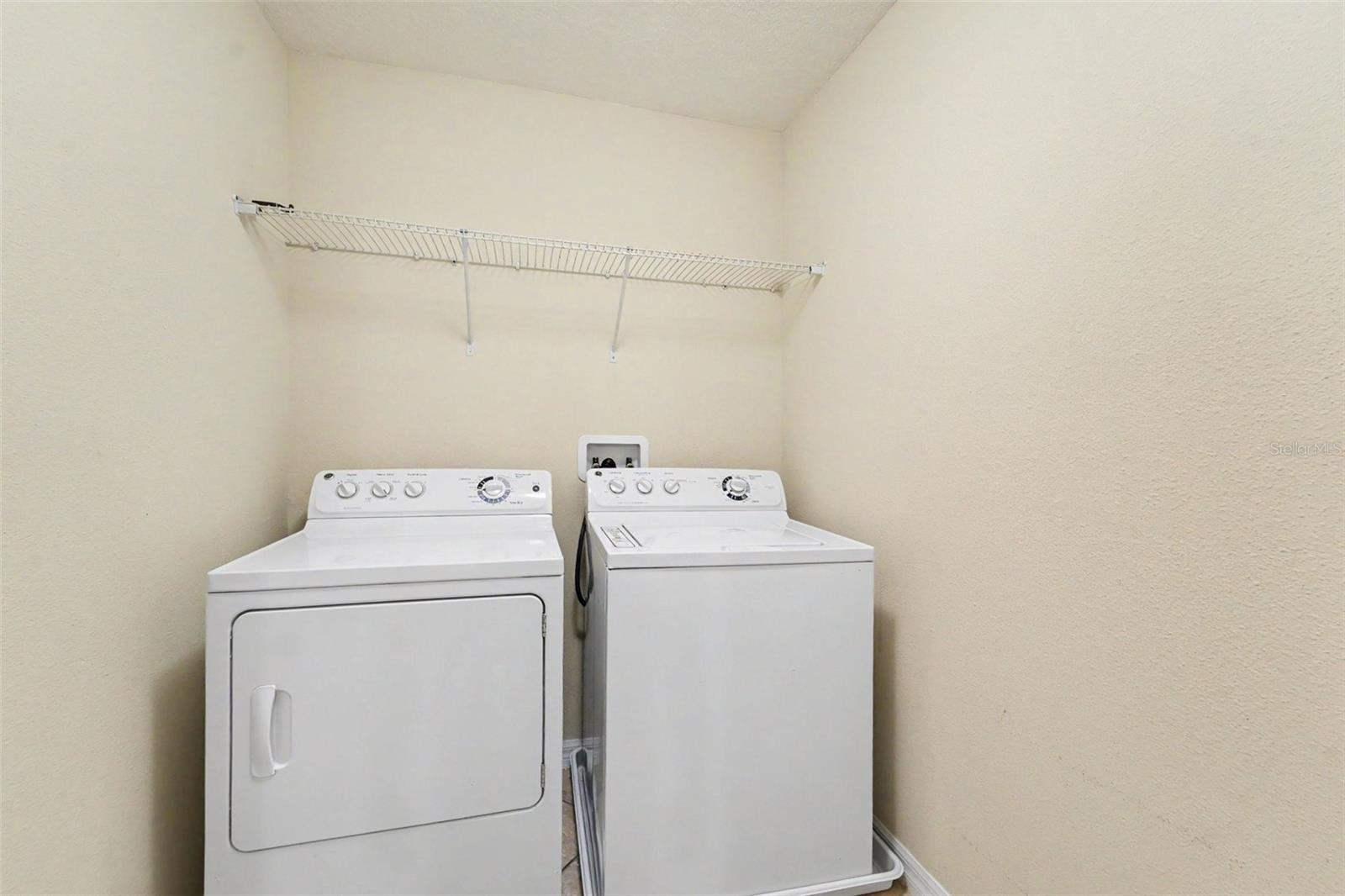 4260 FENNWOOD CT — photo 16