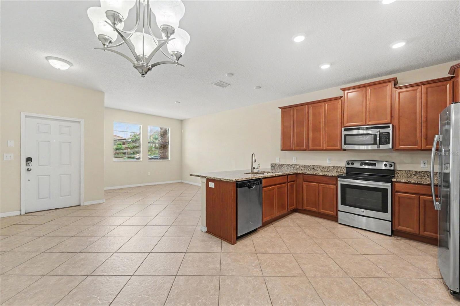 4260 FENNWOOD CT — photo 7