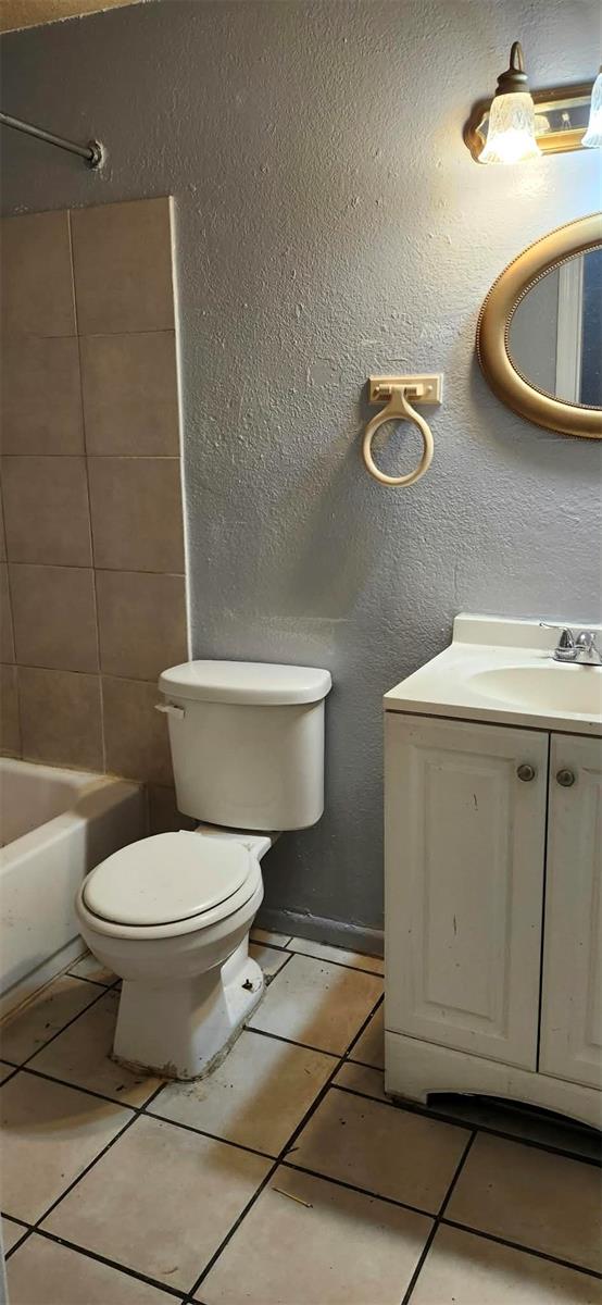 9809 N JASMINE AVE #B — photo 2