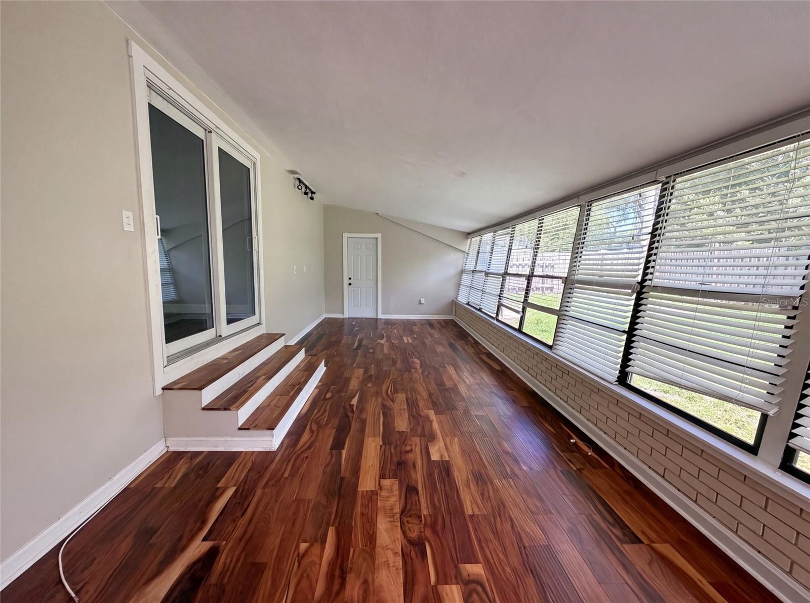 1521 W RIVER SHORE WAY — photo 13