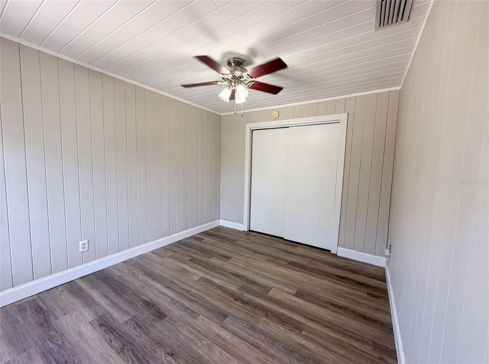 1521 W RIVER SHORE WAY — photo 12
