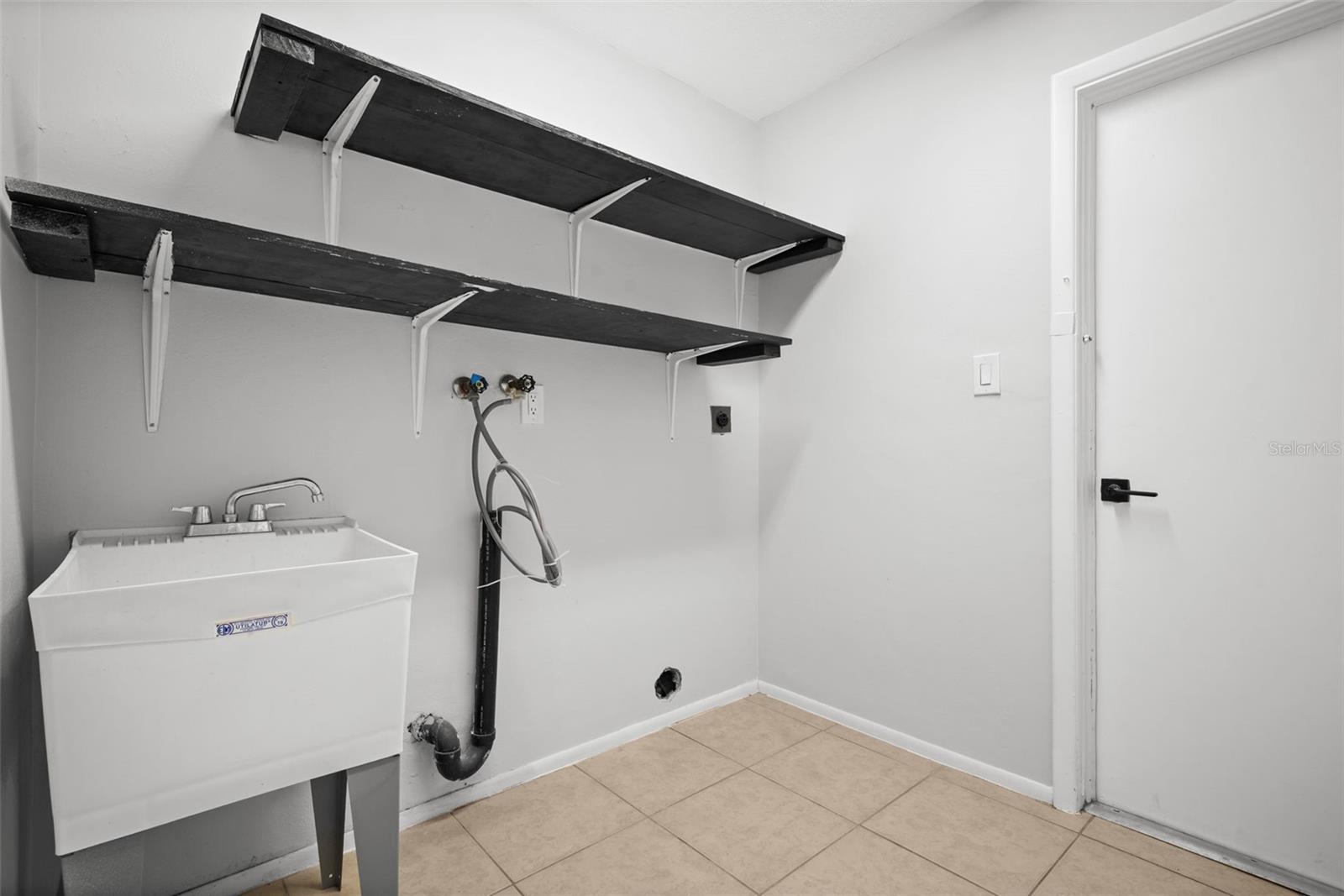 504 BAMBOO CT — photo 24