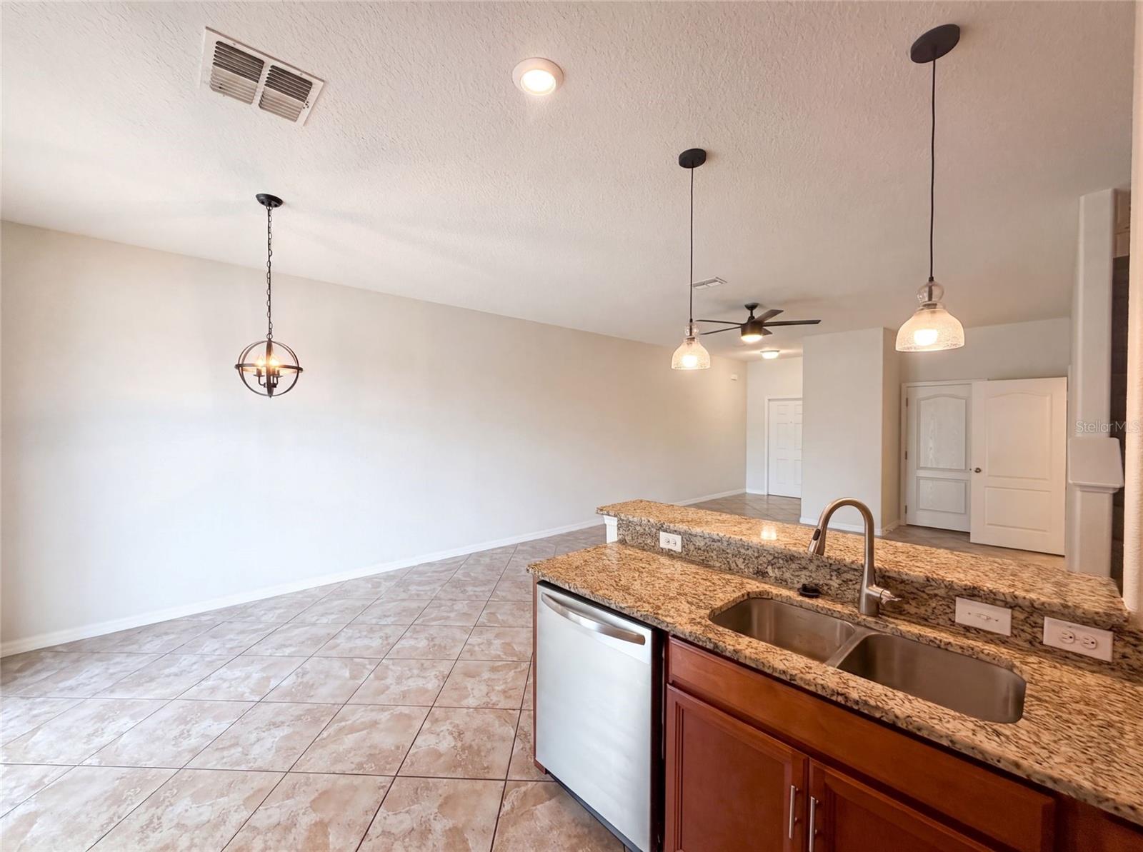 13717 ROSETTE RD — photo 13