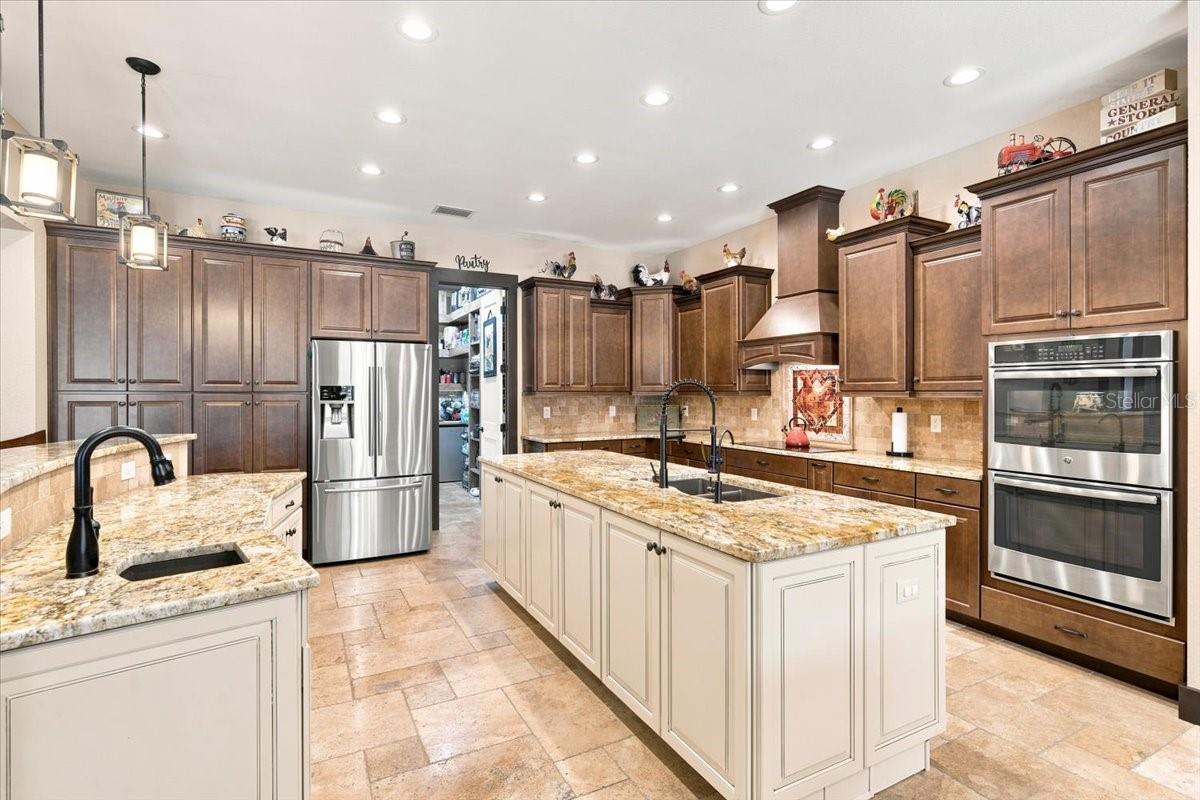 408 HAWK TALON DR — photo 12