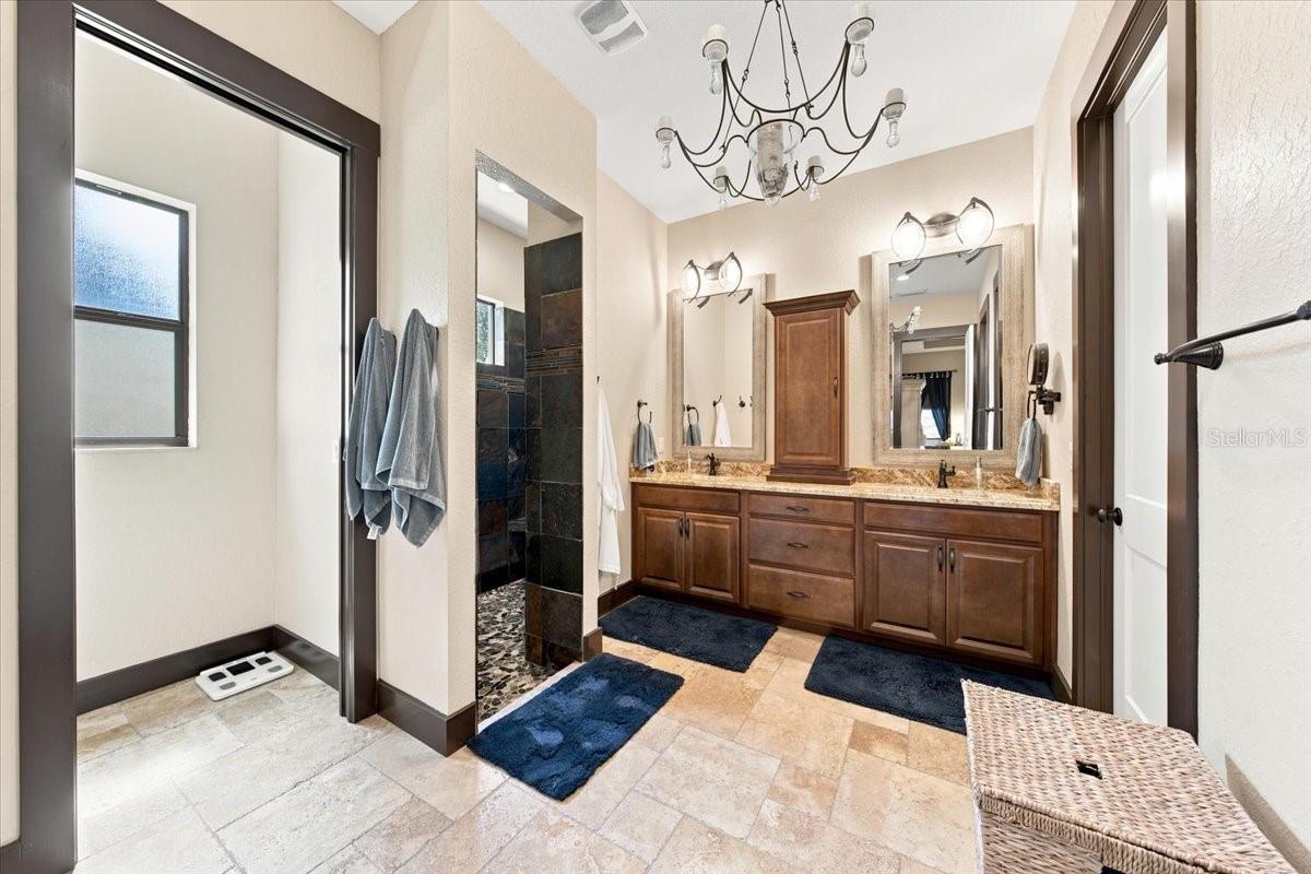 408 HAWK TALON DR — photo 23