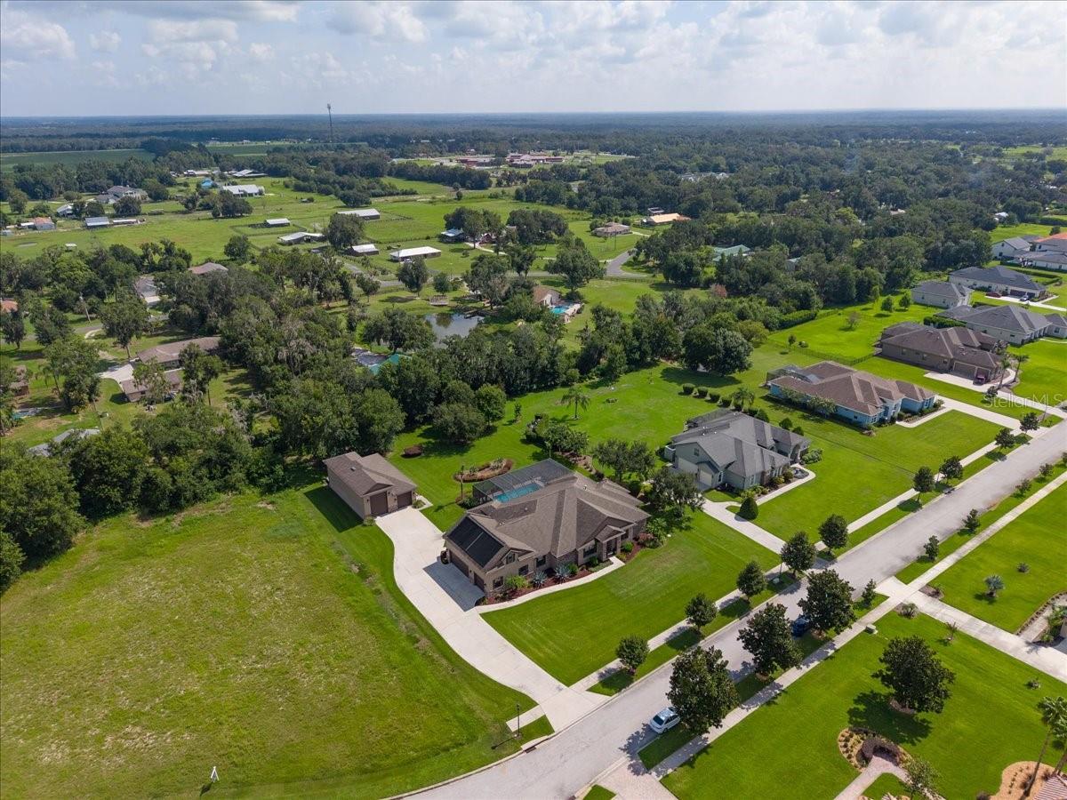 408 HAWK TALON DR — photo 2
