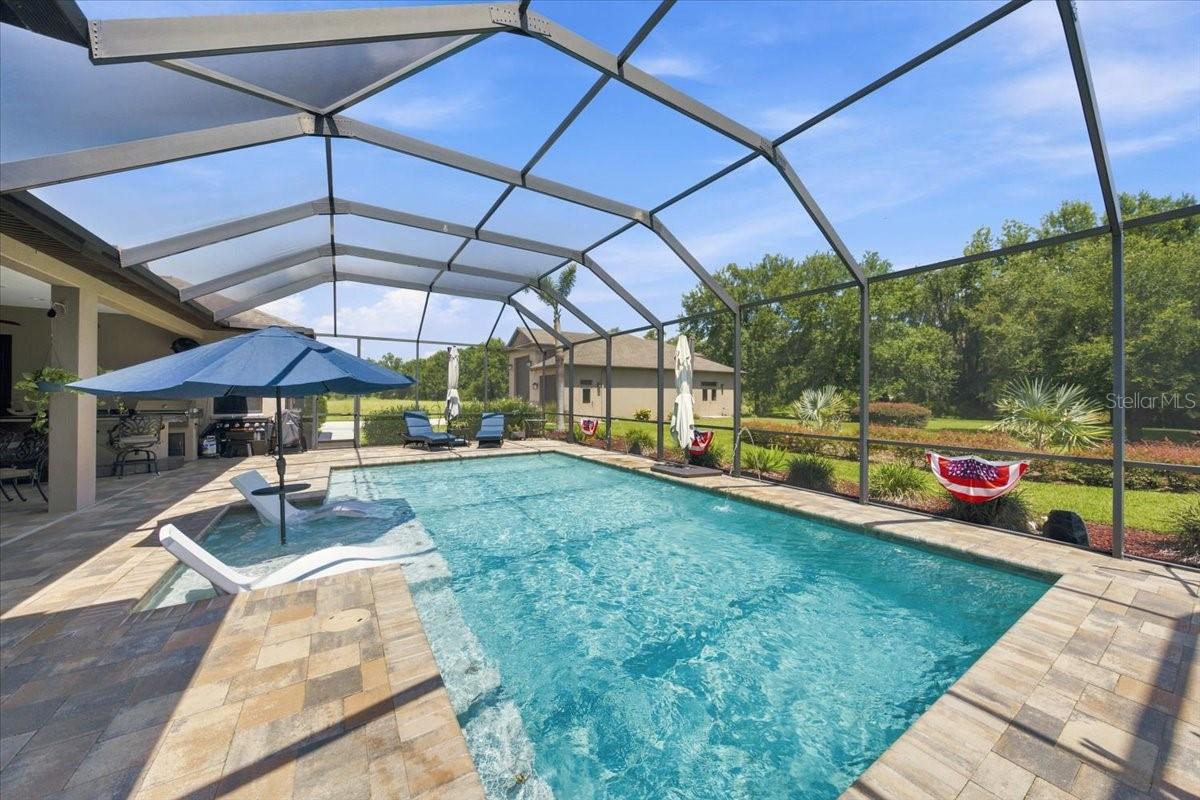 408 HAWK TALON DR — photo 46
