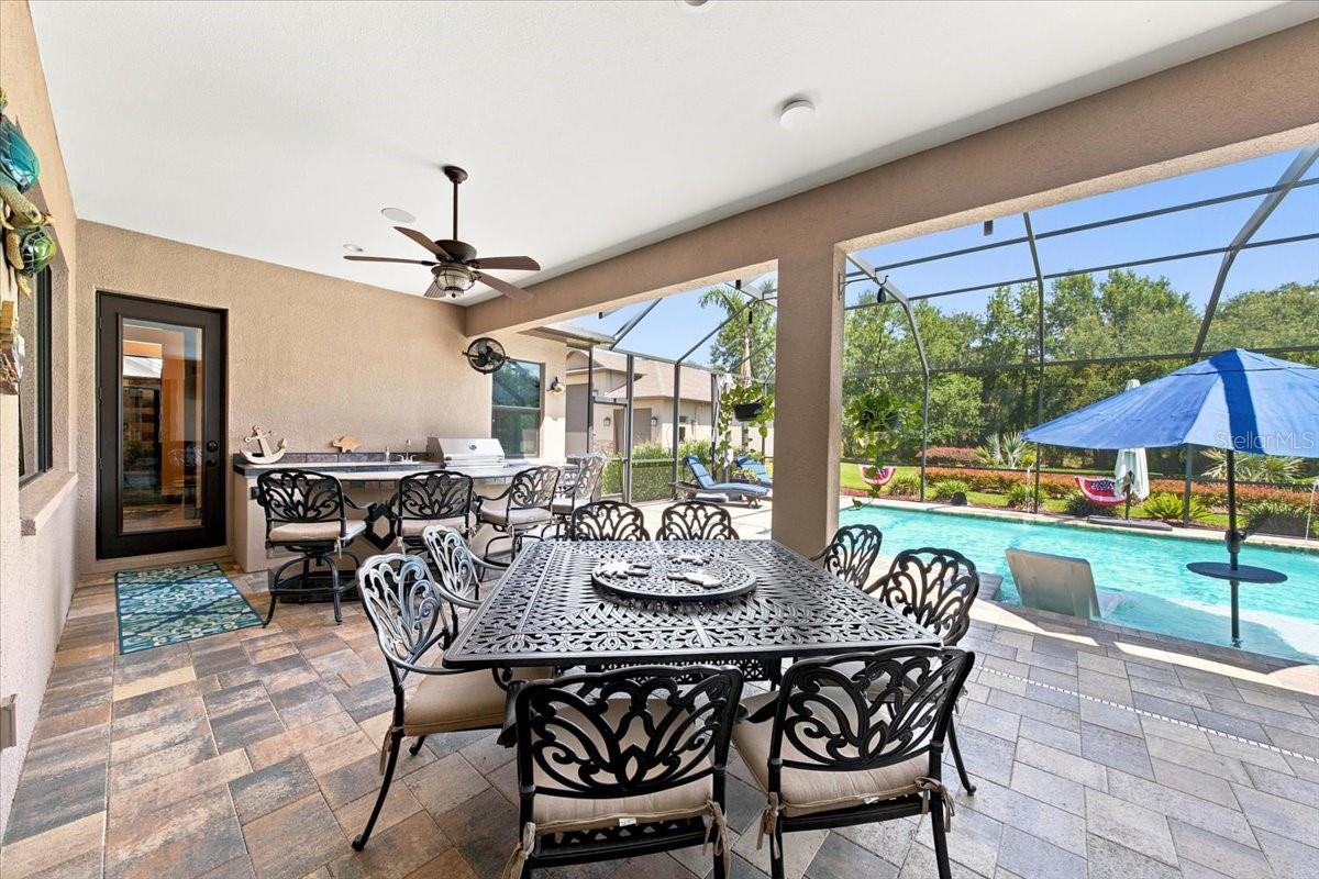 408 HAWK TALON DR — photo 41