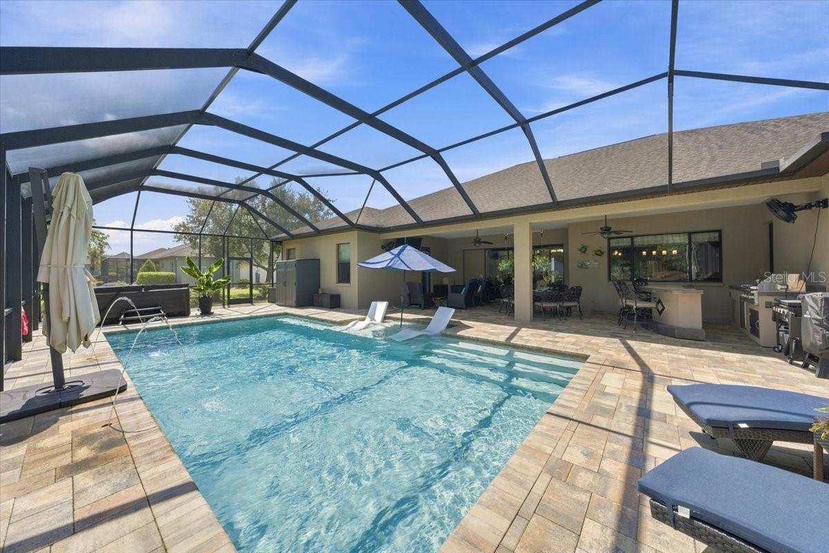 408 HAWK TALON DR — photo 5