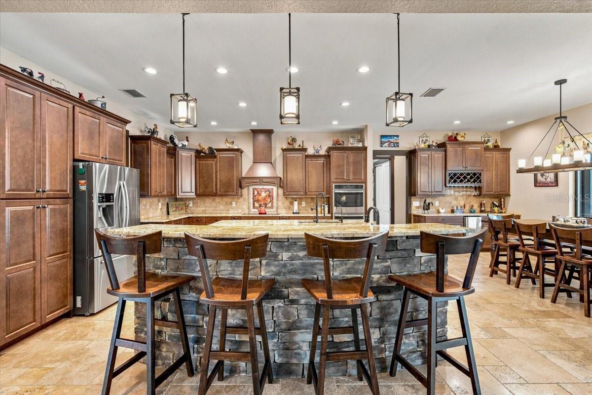 408 HAWK TALON DR — photo 11