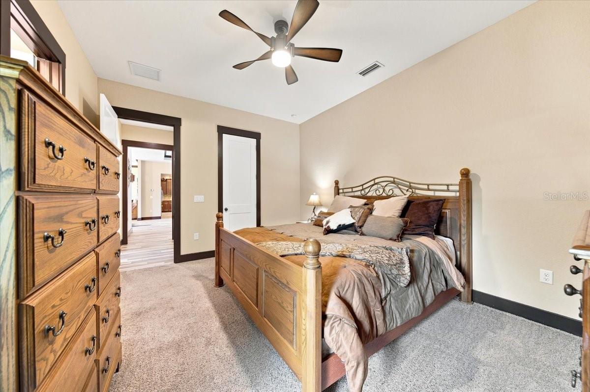 408 HAWK TALON DR — photo 26