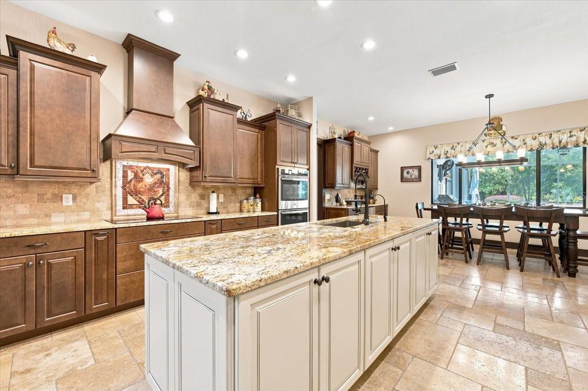 408 HAWK TALON DR — photo 14