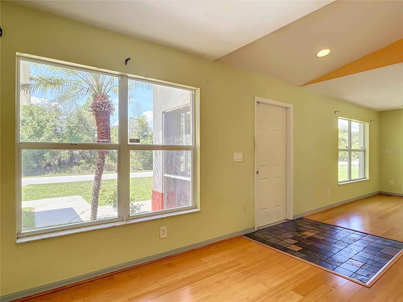 3344 PERICLES AVE — photo 10