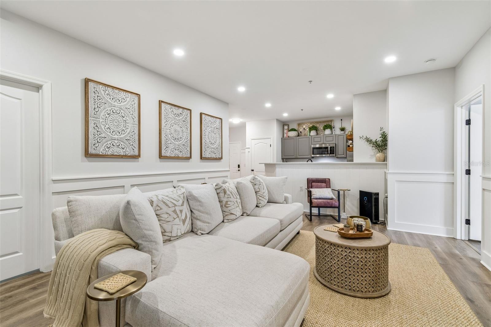 1640 VILLA CAPRI CIR #208 — photo 22