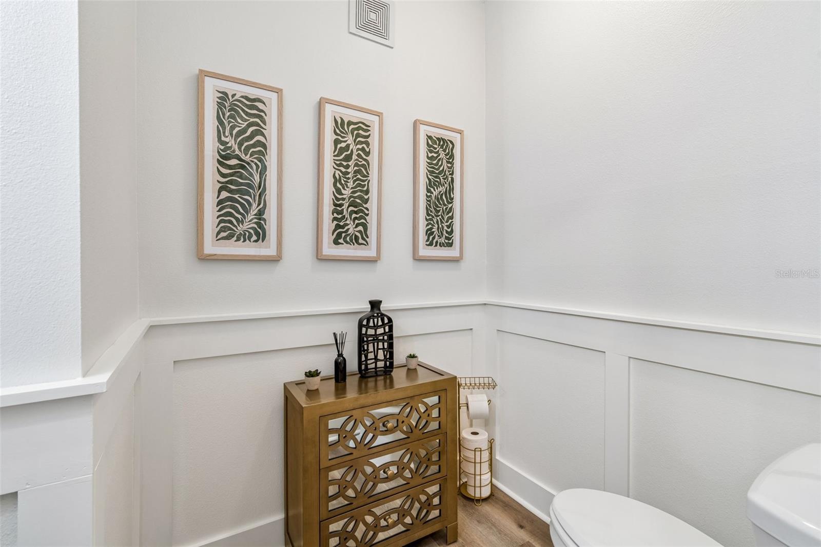 1640 VILLA CAPRI CIR #208 — photo 12