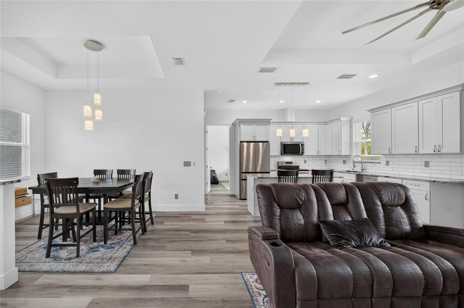 1264 S SALFORD BLVD — photo 8