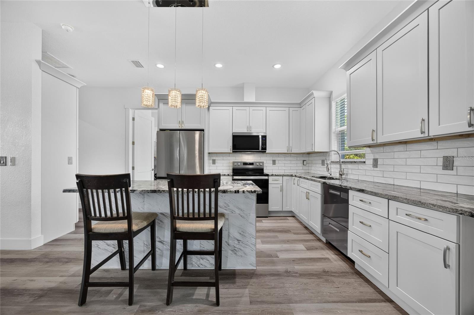1264 S SALFORD BLVD — photo 12