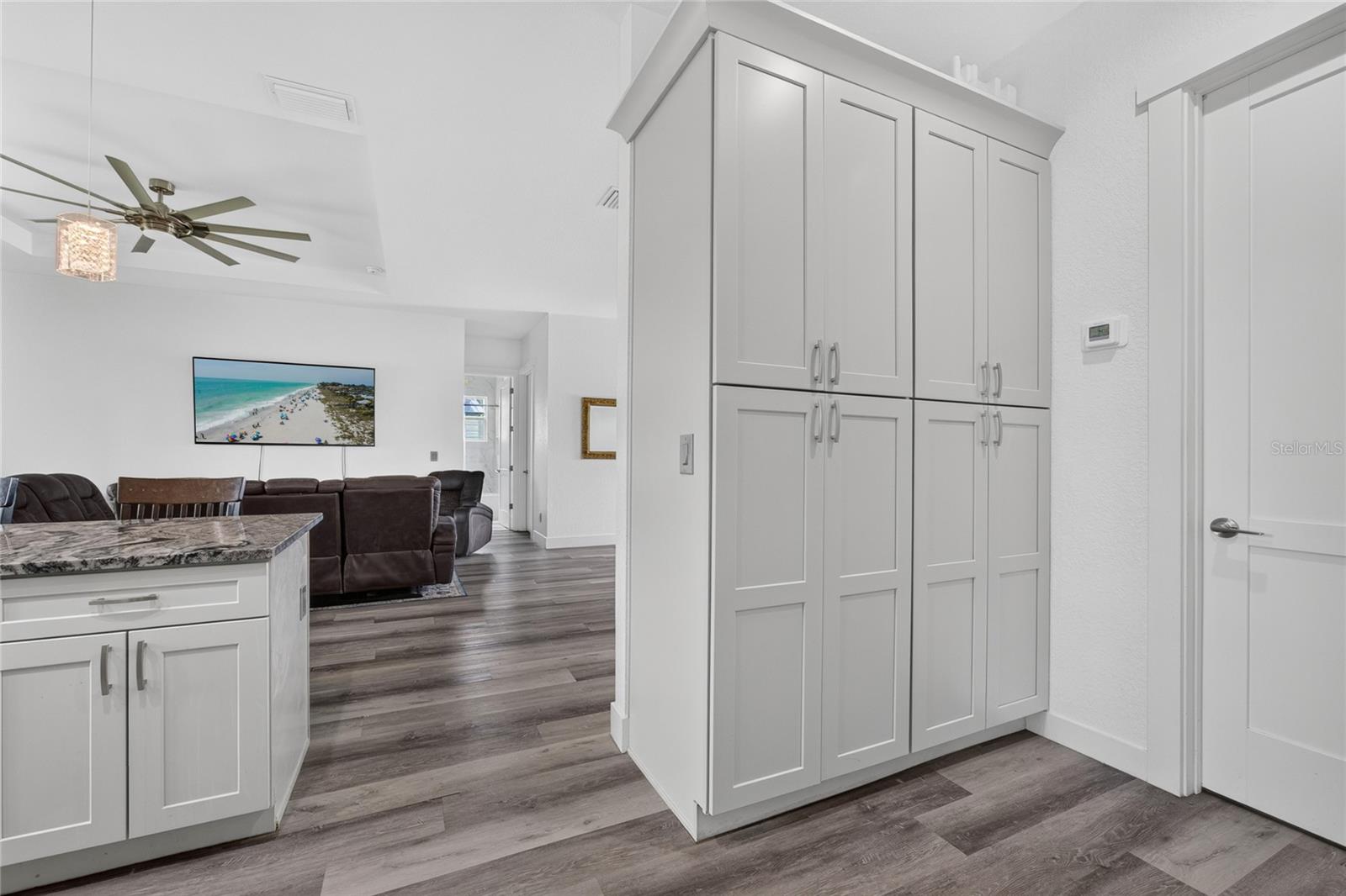 1264 S SALFORD BLVD — photo 16