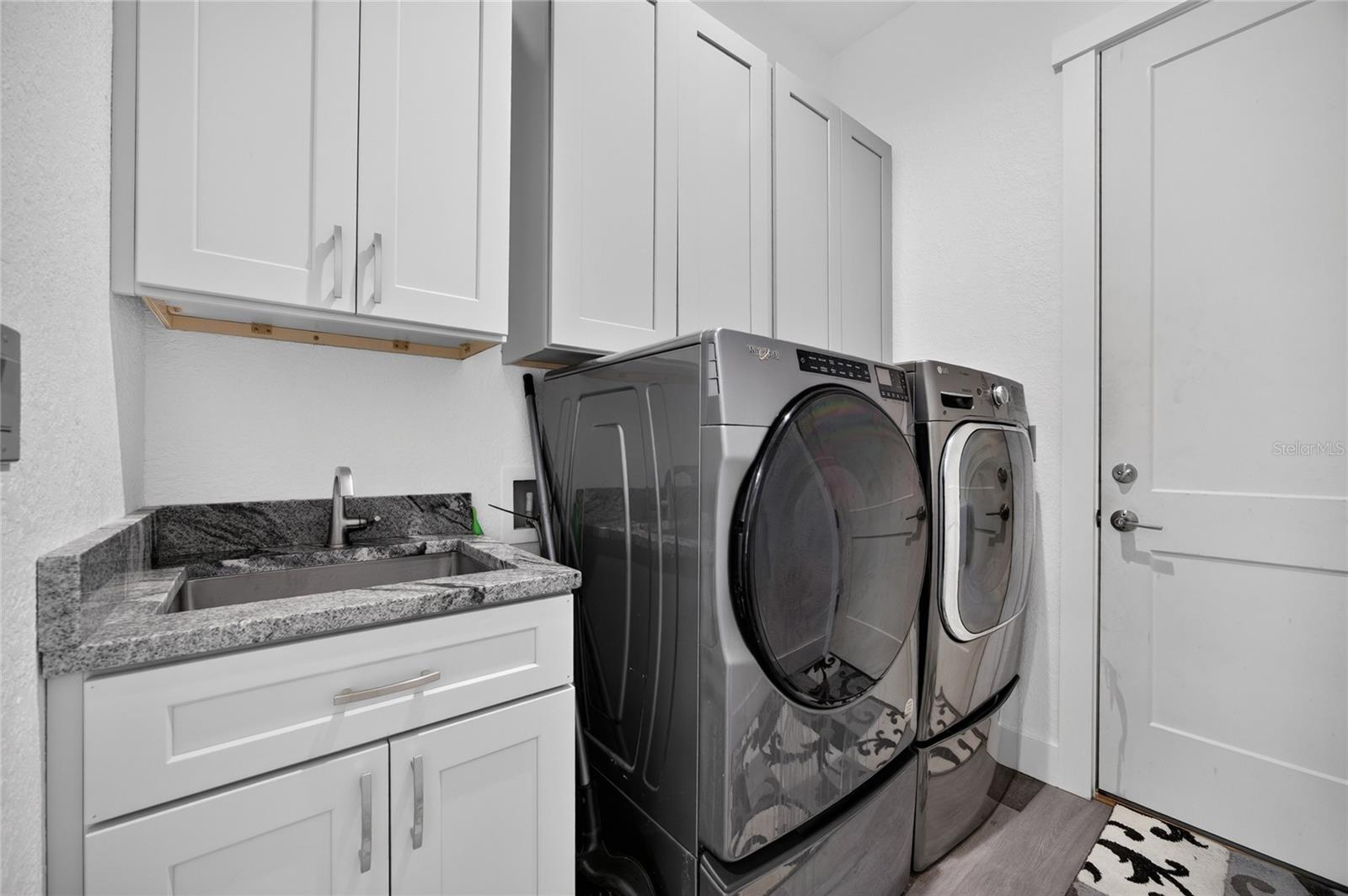 1264 S SALFORD BLVD — photo 27