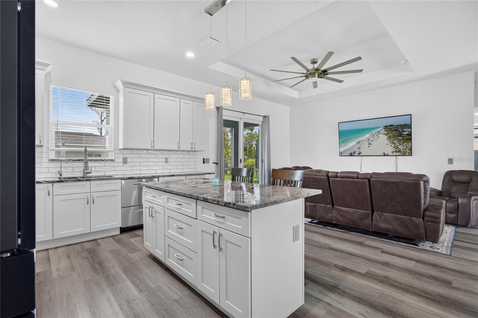 1264 S SALFORD BLVD — photo 14