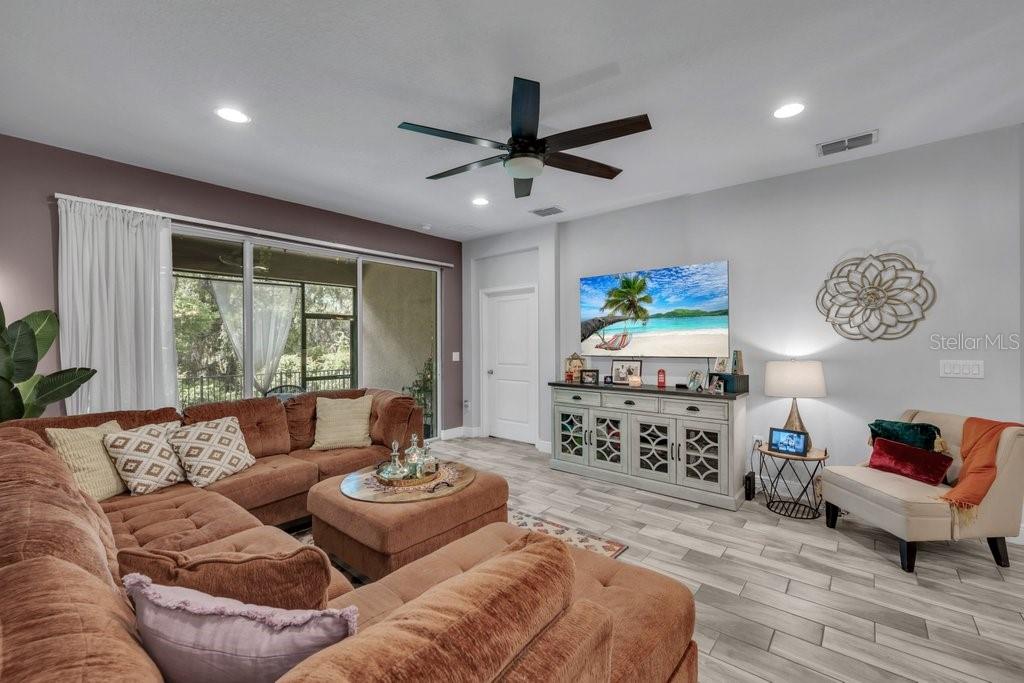 11505 CAMBIUM CROWN DR — photo 18