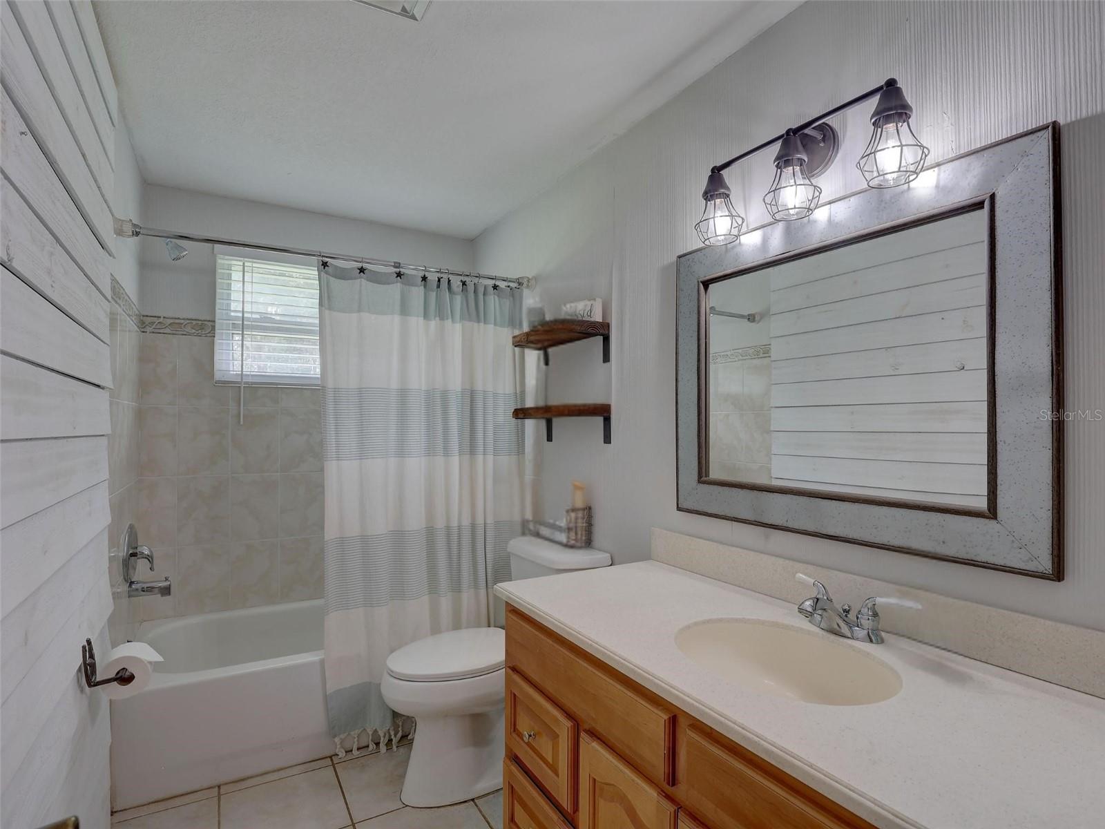13102 GIBSON LN — photo 22