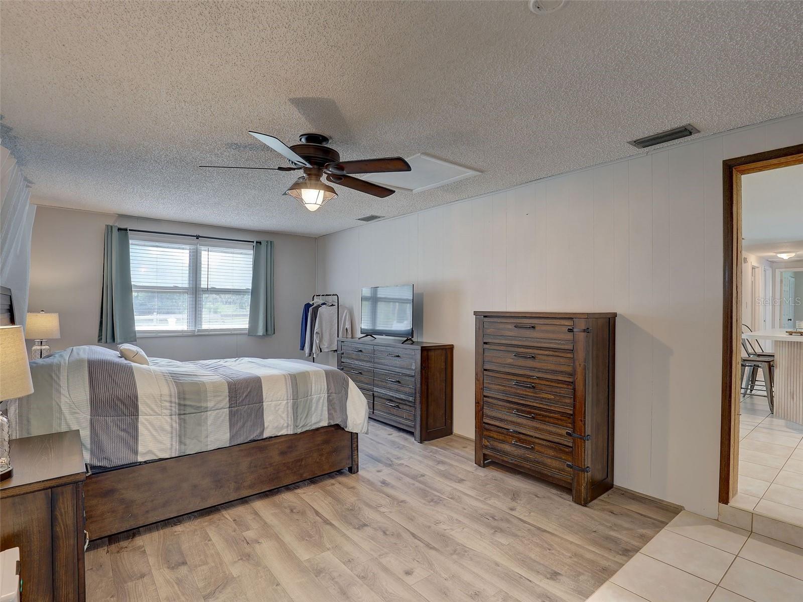 13102 GIBSON LN — photo 19