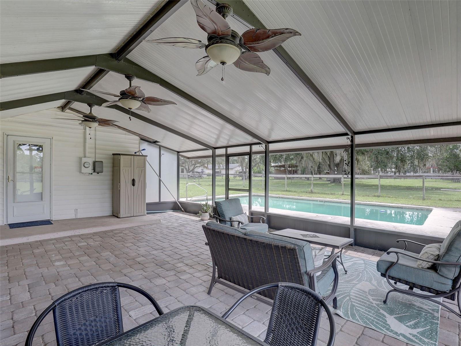 13102 GIBSON LN — photo 33