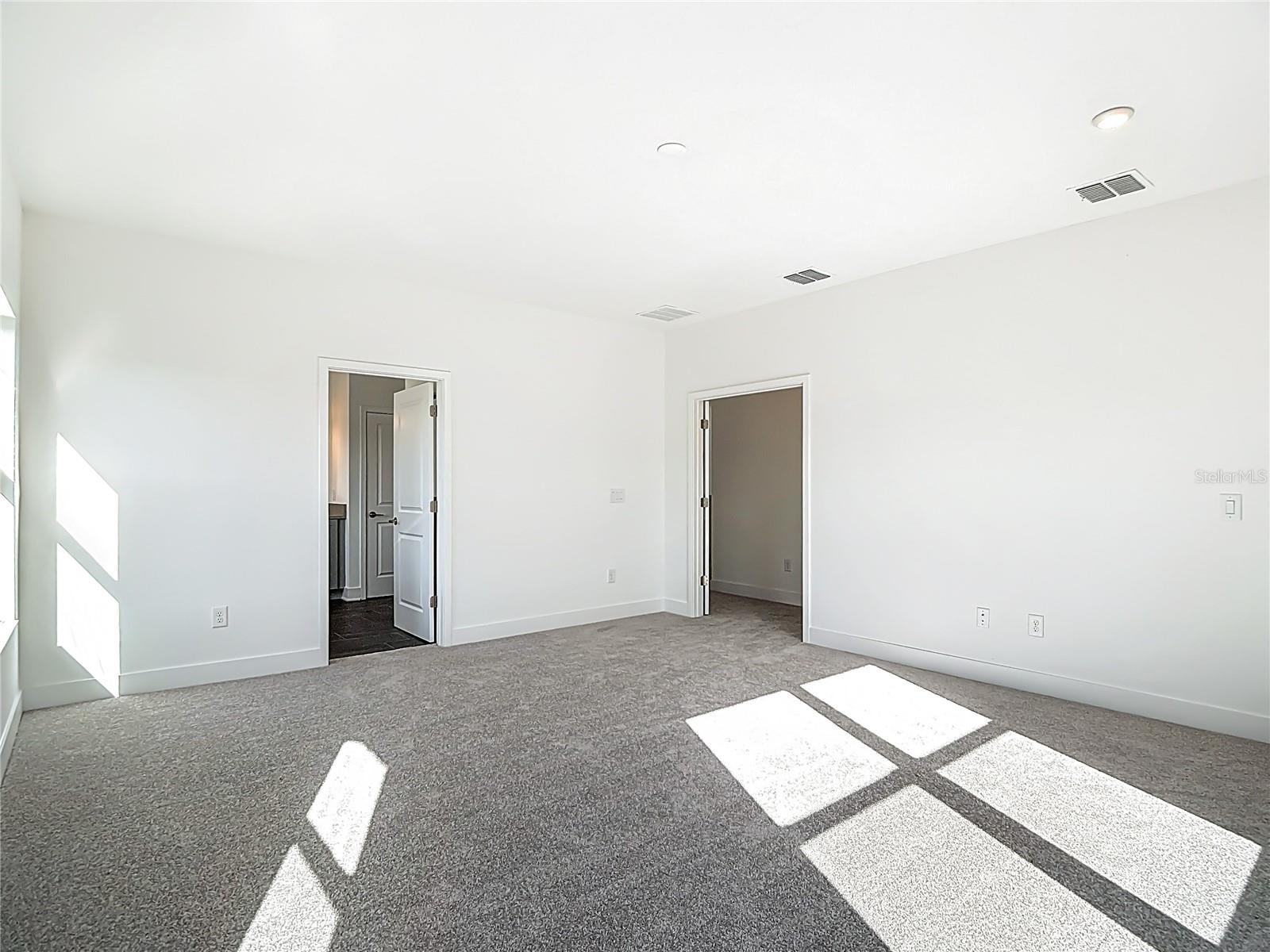 410 S WEST SHORE BLVD — photo 51