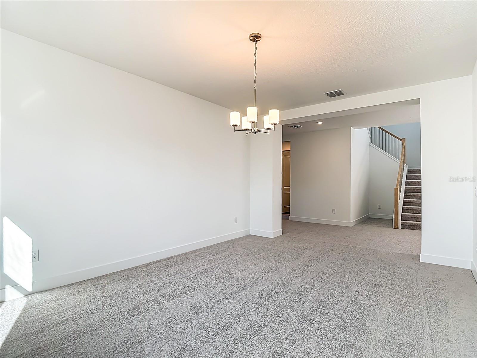 410 S WEST SHORE BLVD — photo 12