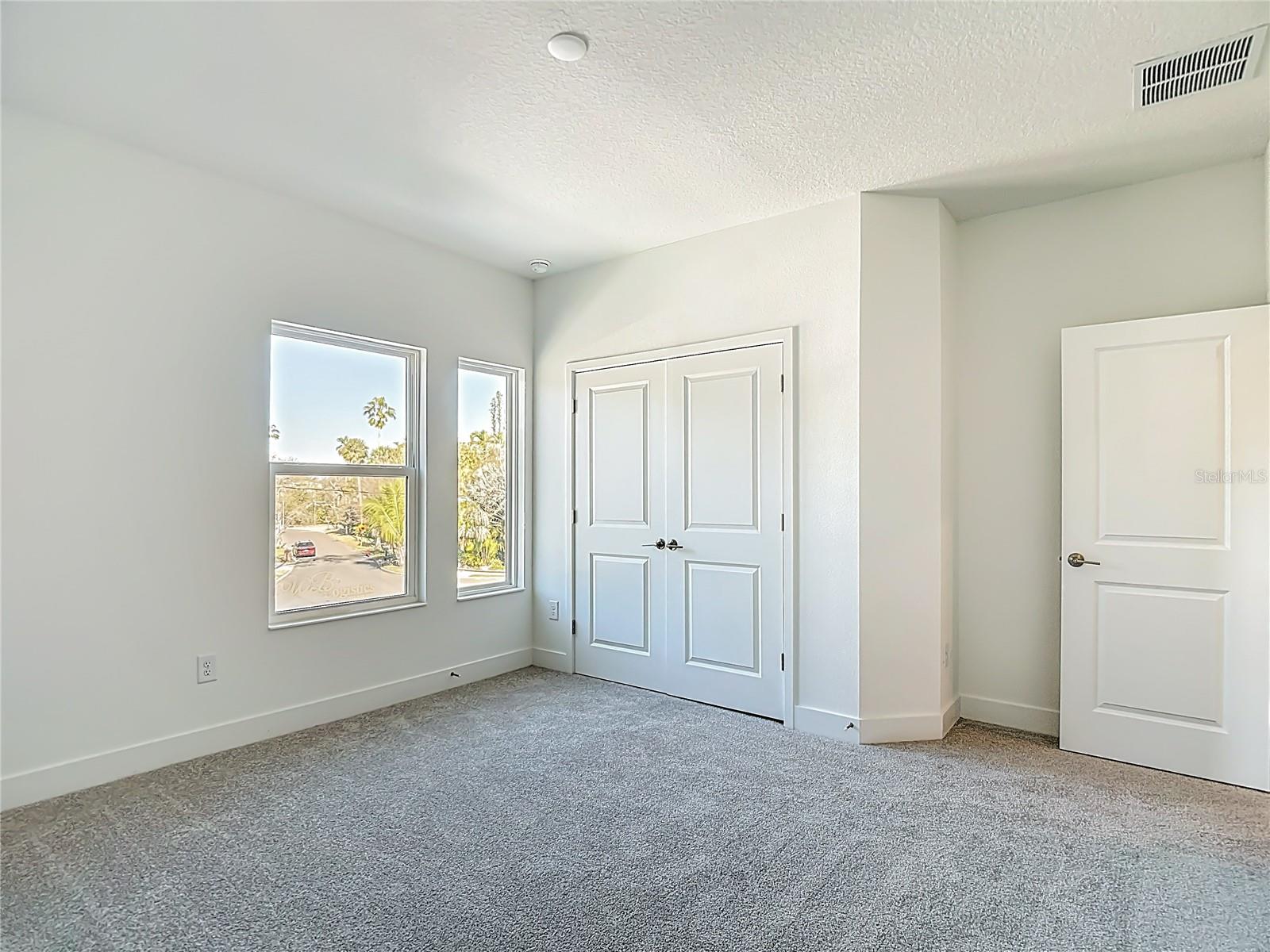 410 S WEST SHORE BLVD — photo 68