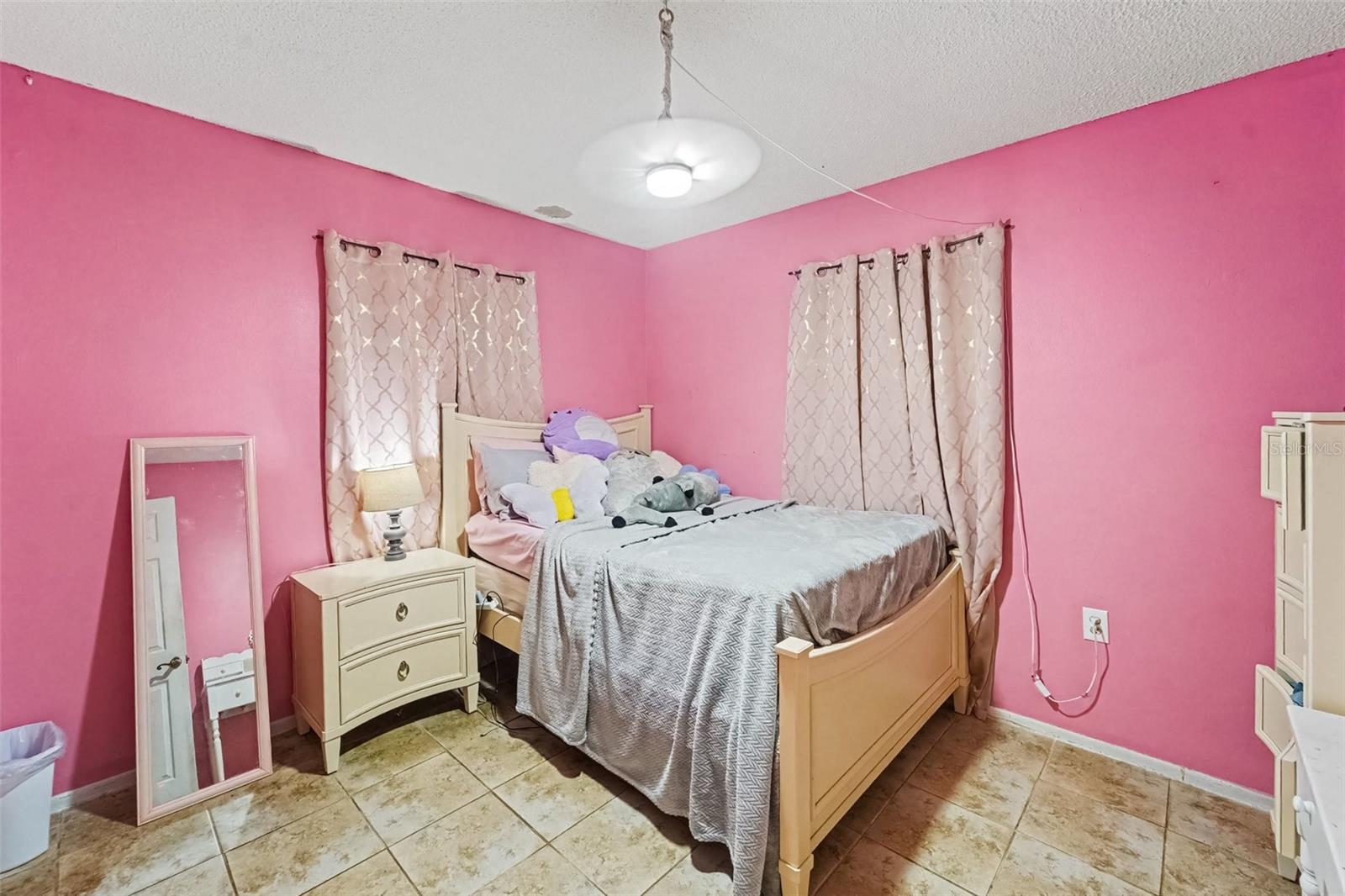 8143 HIXTON DR — photo 9