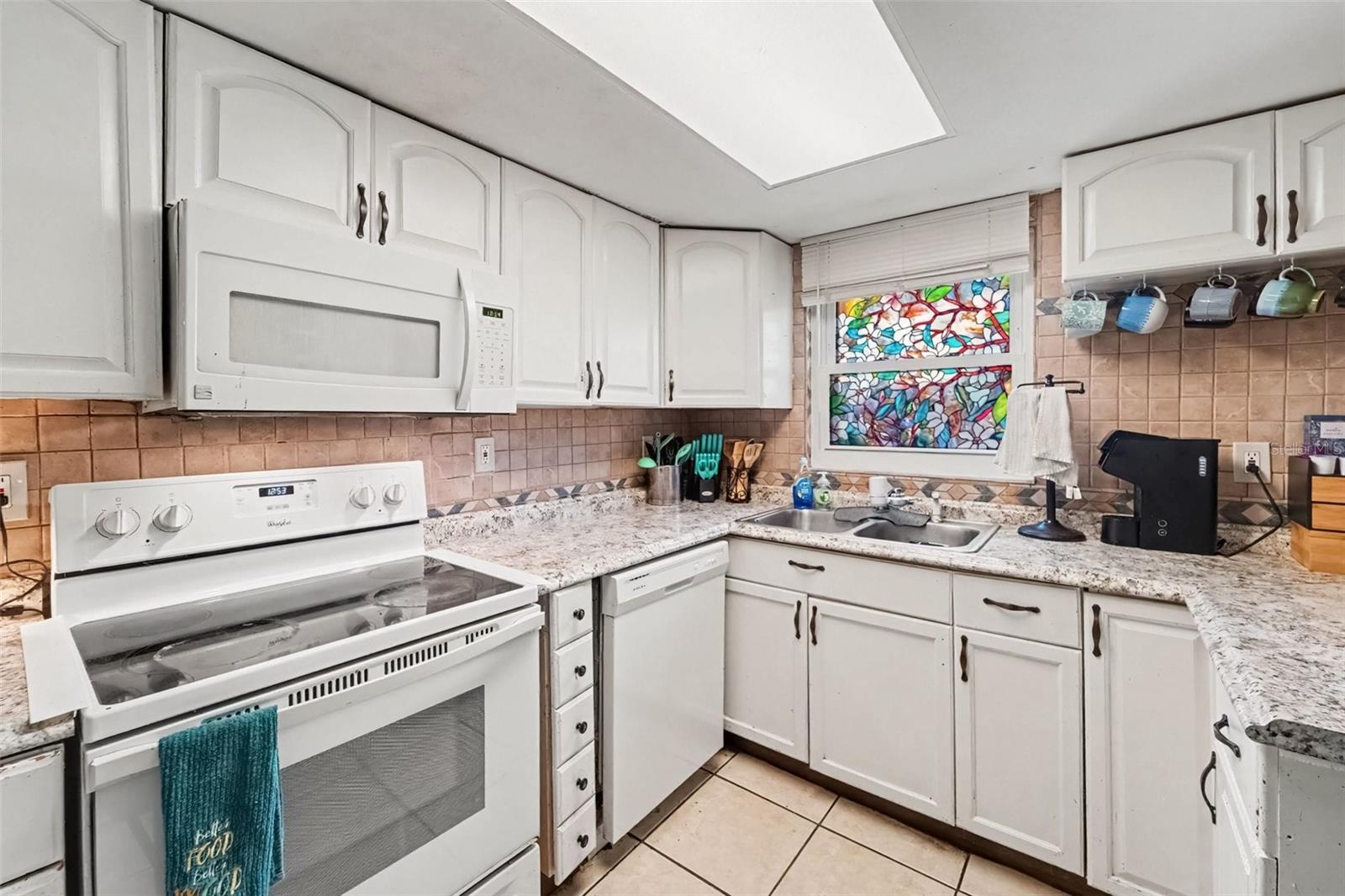 8143 HIXTON DR — photo 4