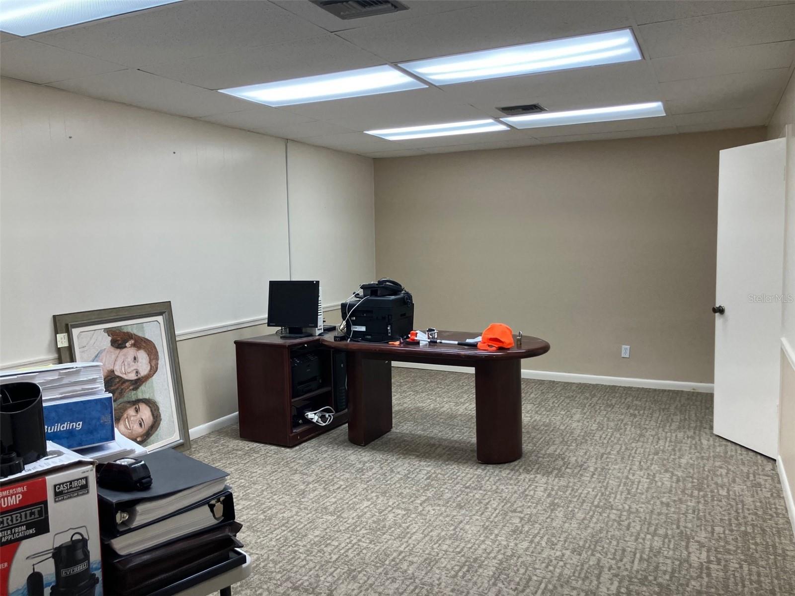 4233 W EL PRADO BLVD — photo 2