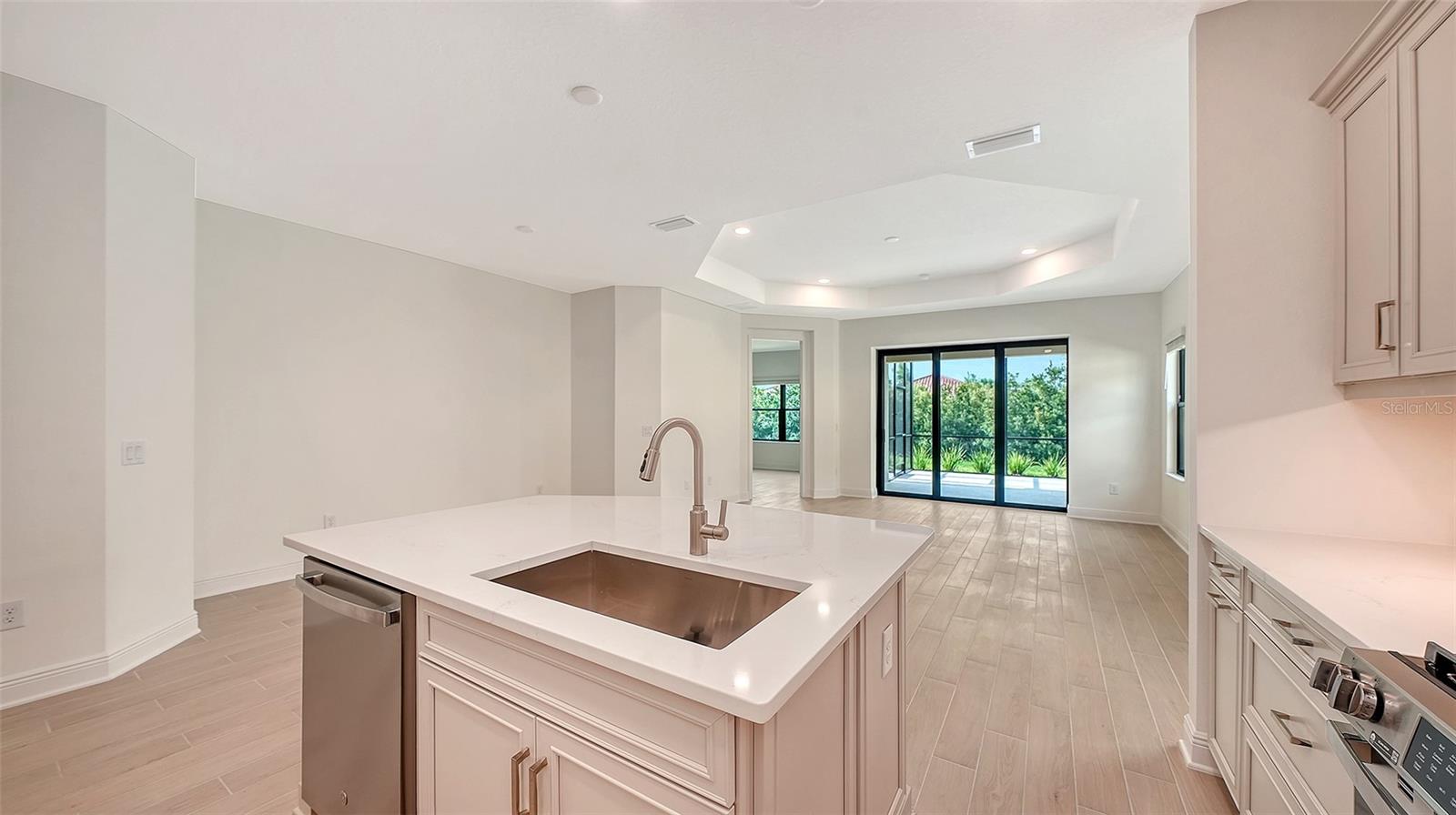 280 ALTAMURA CIR — photo 11