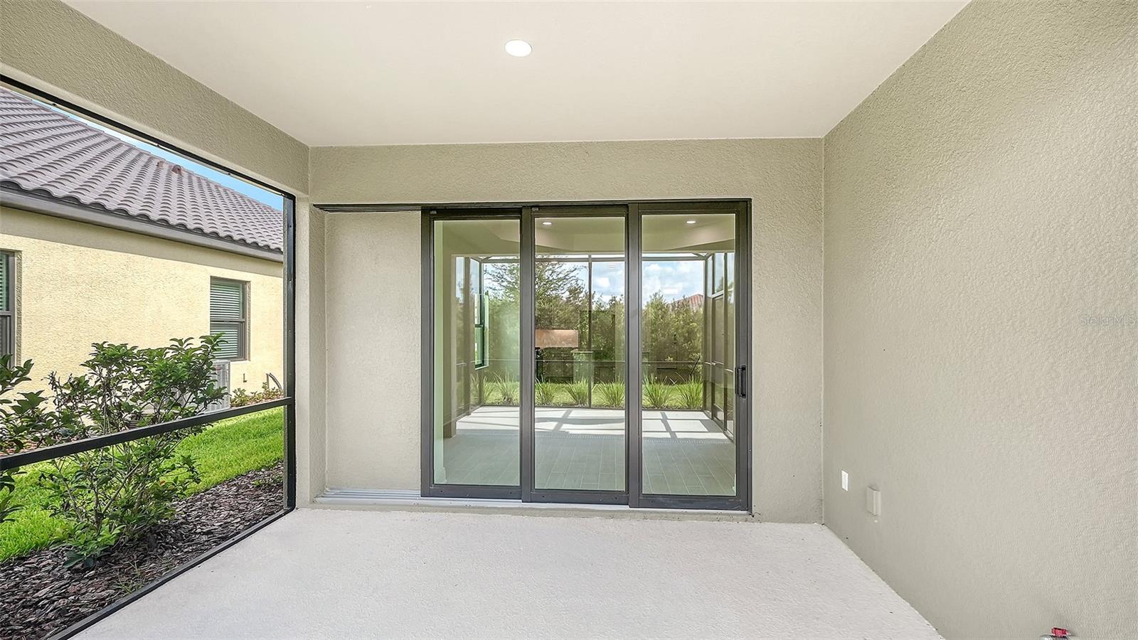 280 ALTAMURA CIR — photo 37